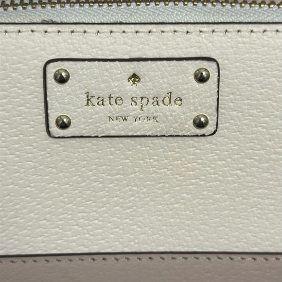 Kate Spade NY ♠️ EUC Neda Grove Street White/Cream & Tan Zipper Leather Wallet - Picture 7 of 7